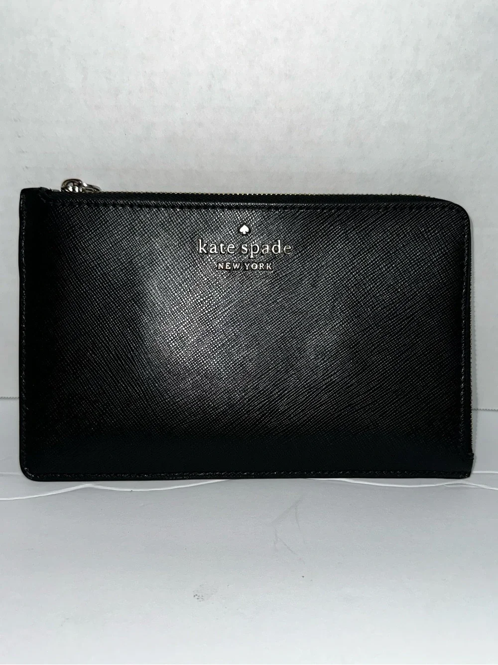 kate spade L zip wallet